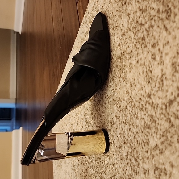 Twisted high Heeled Sandals - Picture 9 of 13